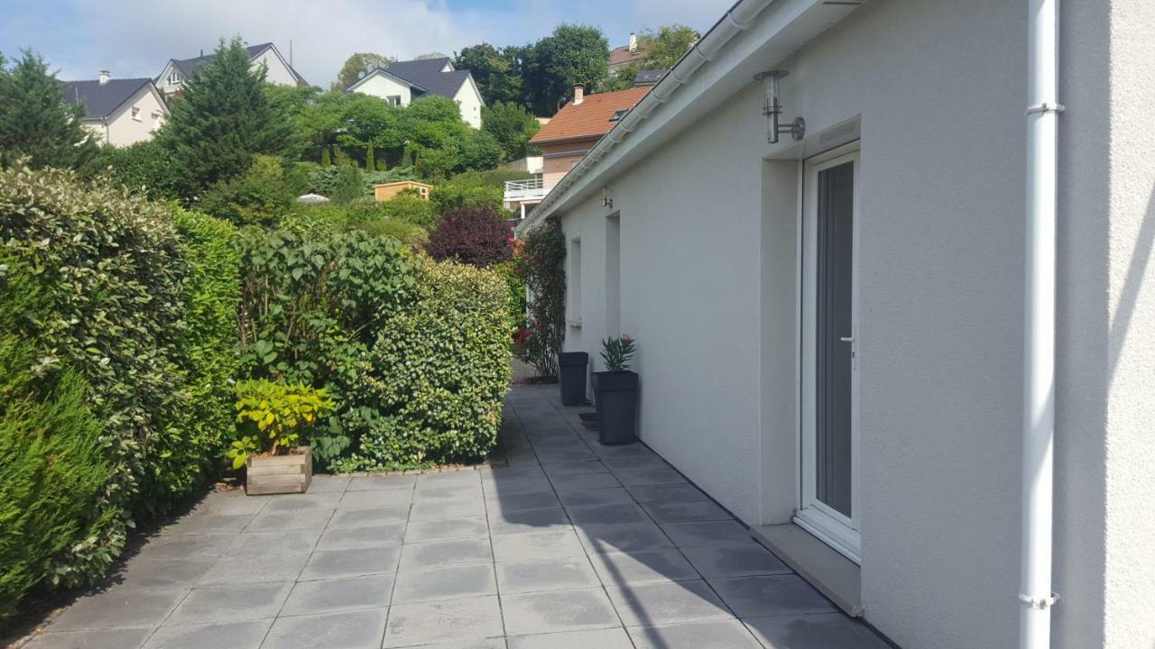 Homestay Maison Montfaucon: Private Near Besançon *